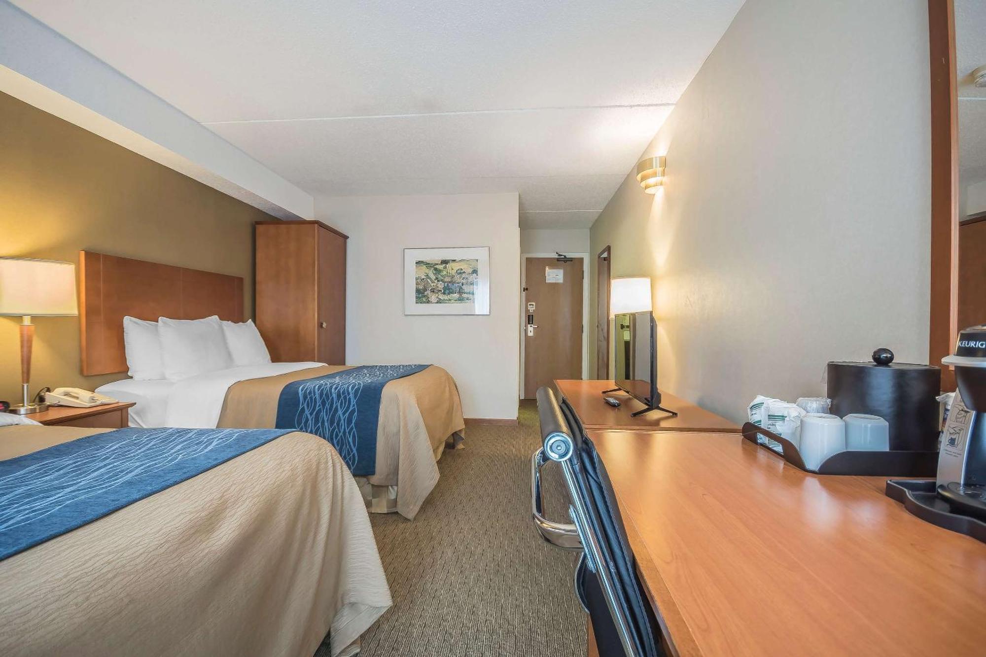 Comfort Inn Чилиуак Екстериор снимка