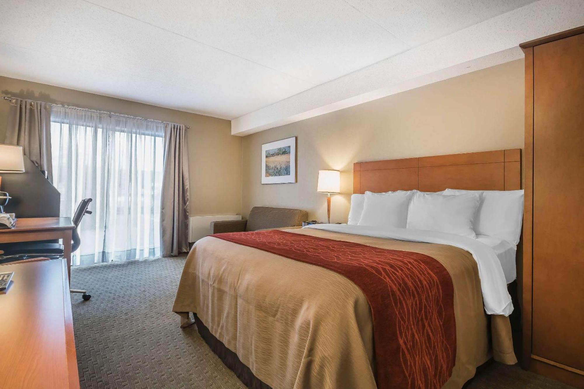 Comfort Inn Чилиуак Екстериор снимка