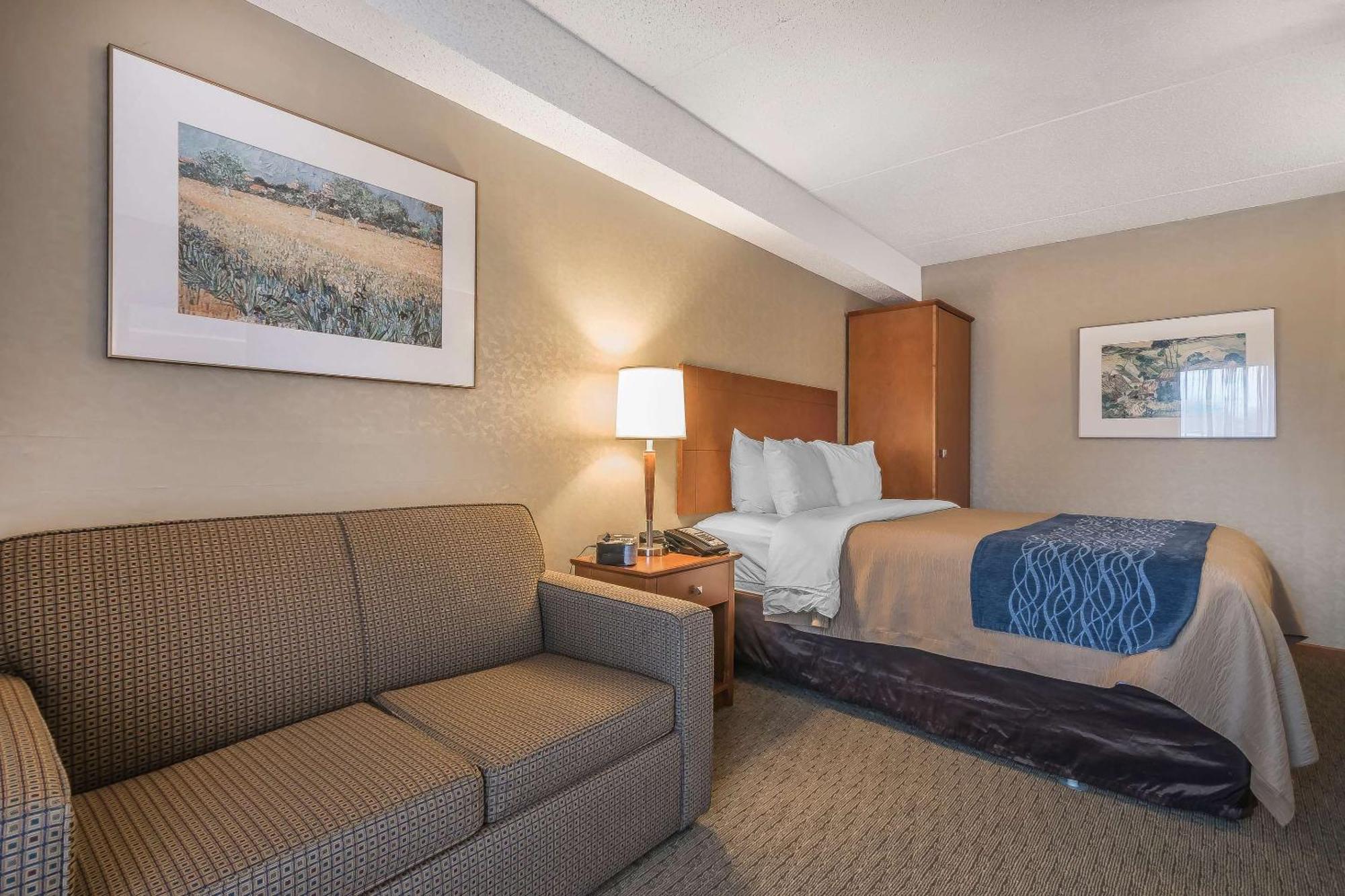 Comfort Inn Чилиуак Екстериор снимка